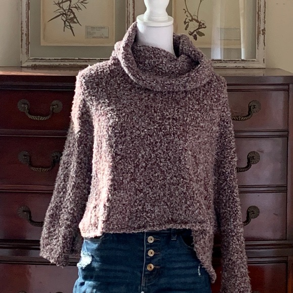 Meet your Posher, Isadora - Picture 3 of 15